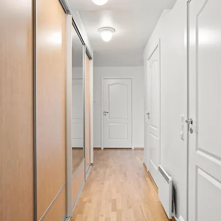 Center 2 Bedroom And Parking * ترومسو