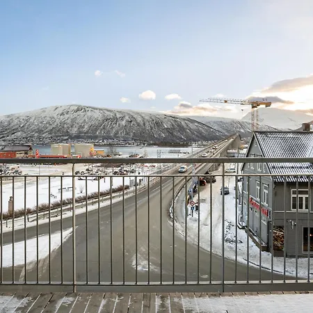 Center 2 Bedroom And Parking Tromso